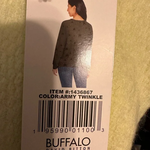 NWT S BUFFALO sweater by David Bitton in army green with black stars 3/4 sleeves - Picture 4 of 4